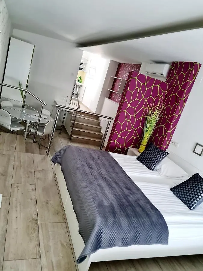 Azur Rooms Liubliana 0*,  Eslovenia